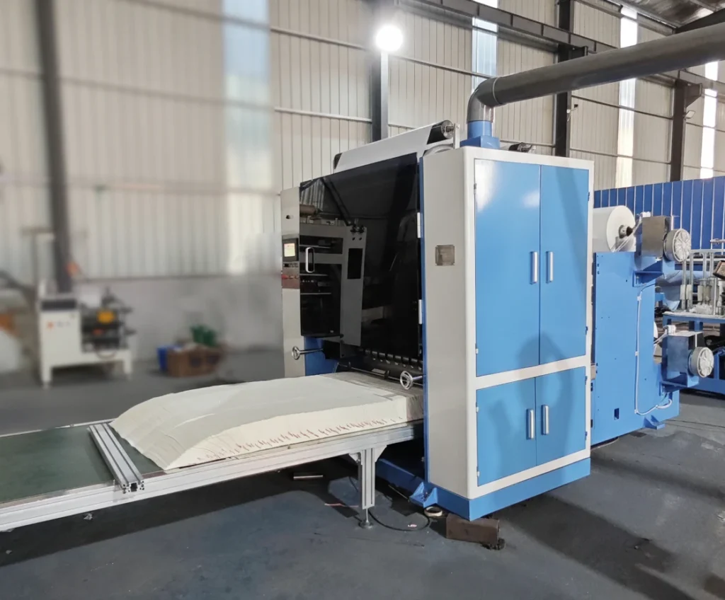 Máquina para fabricar papel precortado para charcutería