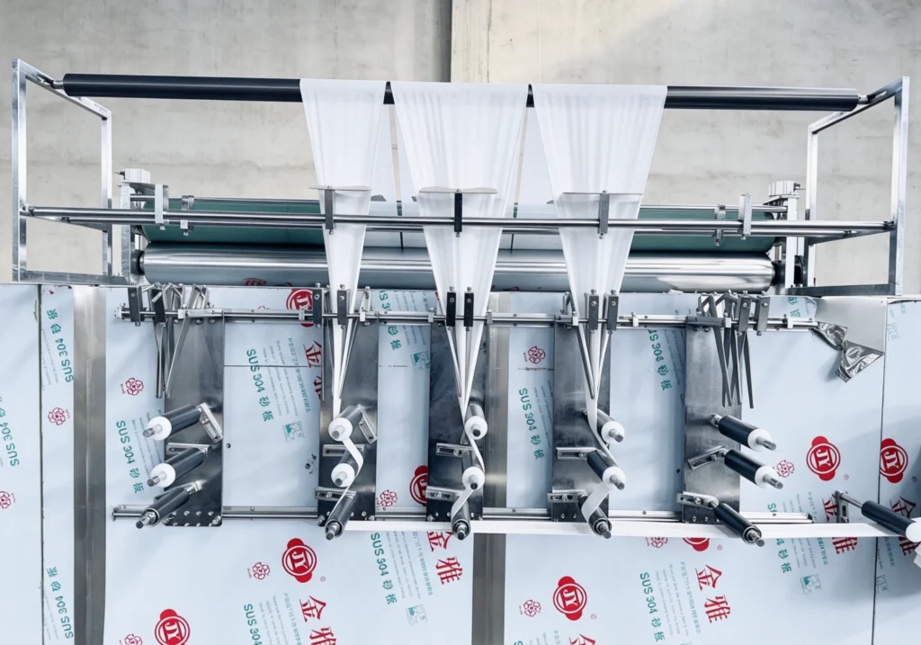 ZXJ Machinery wet wipes production line folding part